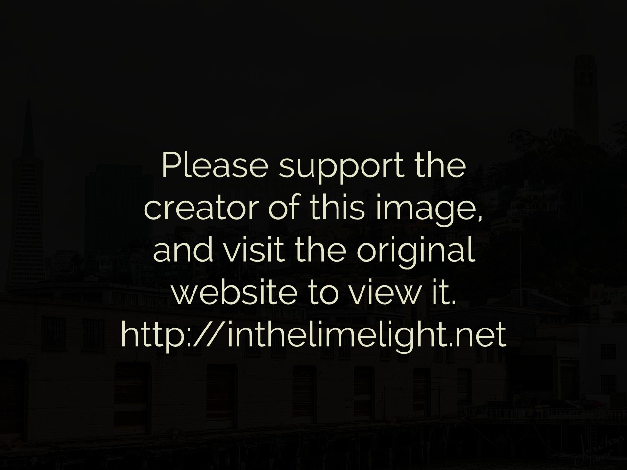 Complementary Grungy Building | Jonathan Timar